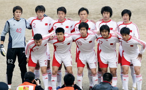 包含哈萨克斯坦引对阵本菲卡，战火即将点燃的词条