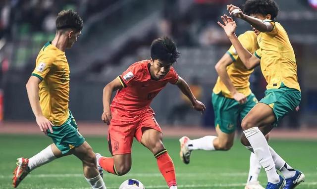 职业足球比赛引发关注，球队体现出色执行能力