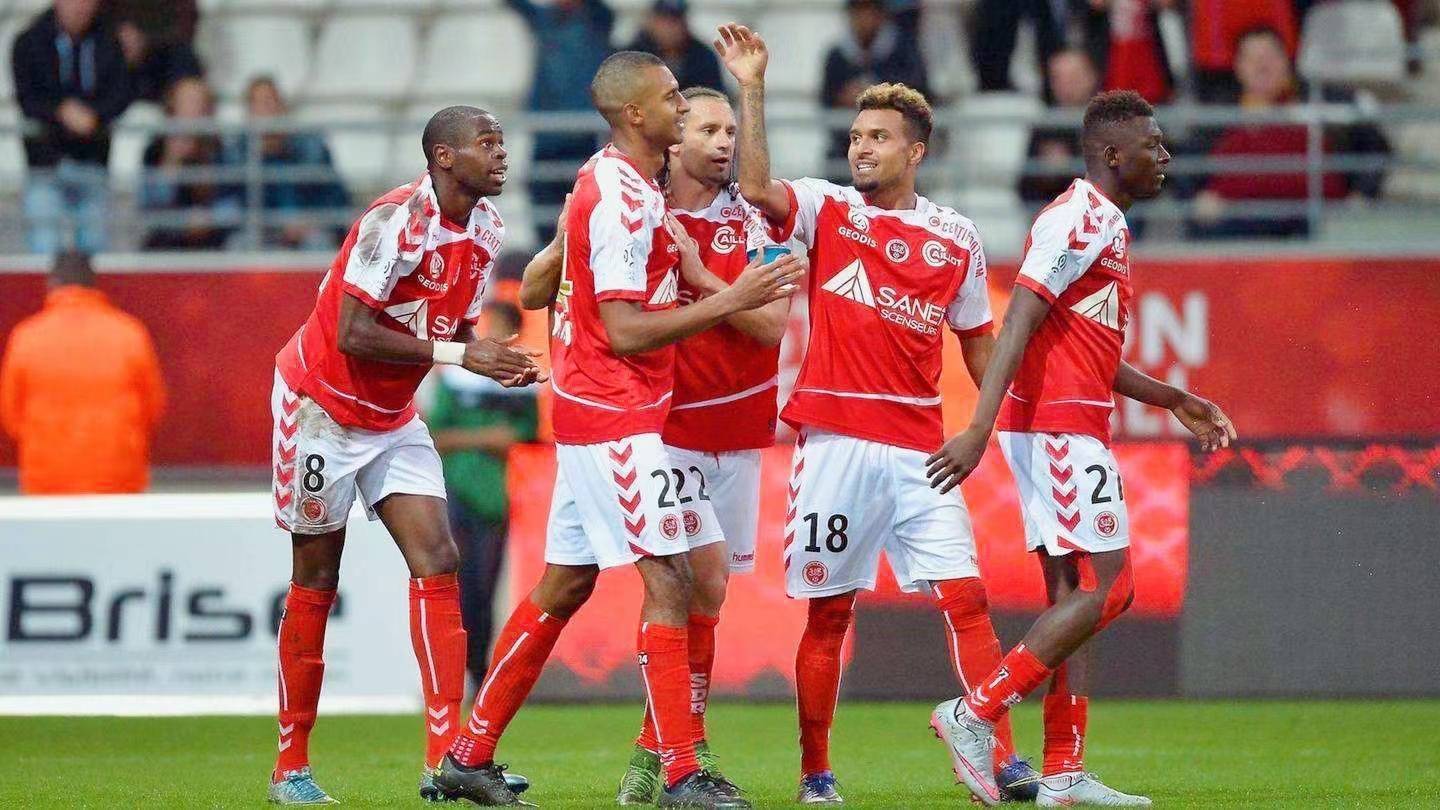 im电游官方网站-摩纳哥击败斯特拉斯堡，全队备战稳健