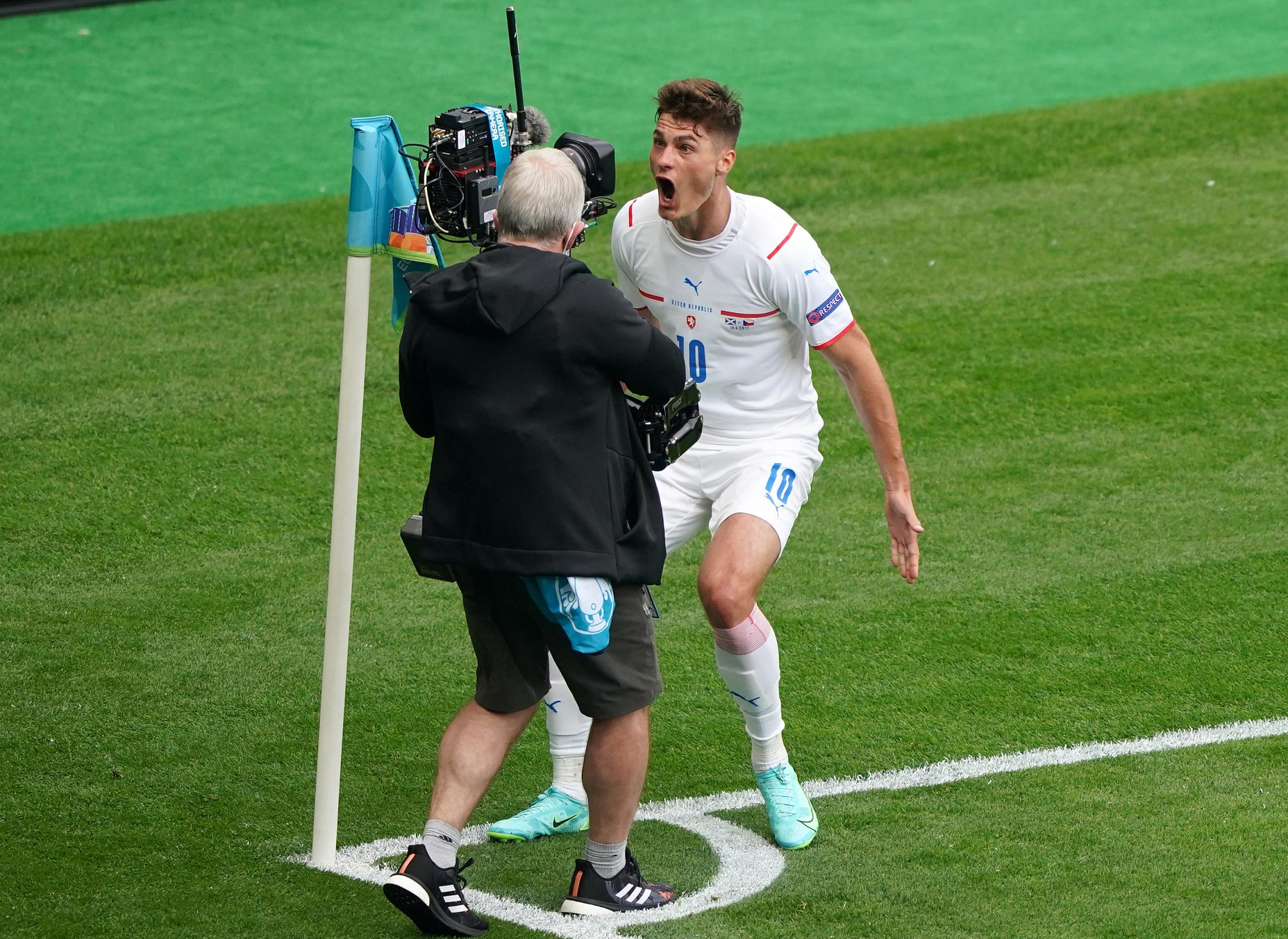 IM电竞官网入口-捷克队在大赛中蓄势待发，以胜利回应质疑