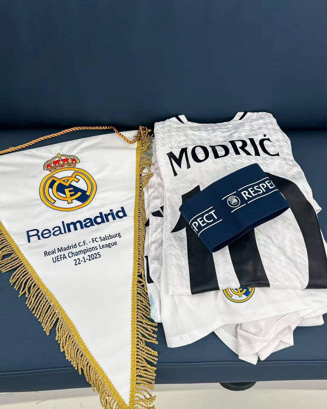 关于萨尔茨堡红牛在国际俱乐部比赛中立于不败之地的信息