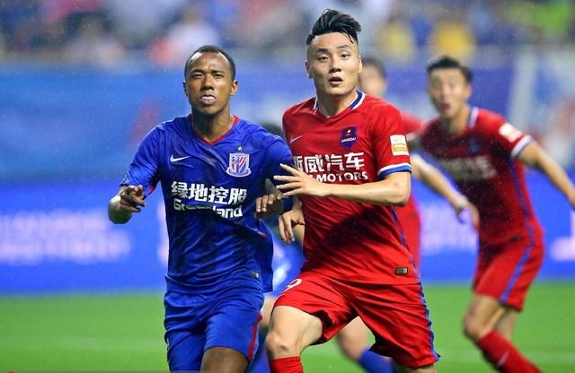 鲁能客场战胜重庆力帆，取得两连胜