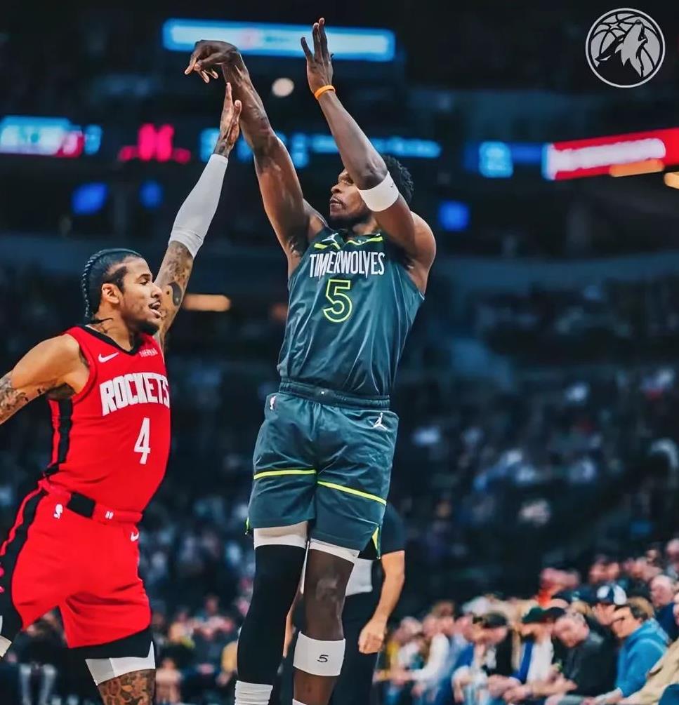 im电游平台-森林狼队换帅后状态回升，连胜收官