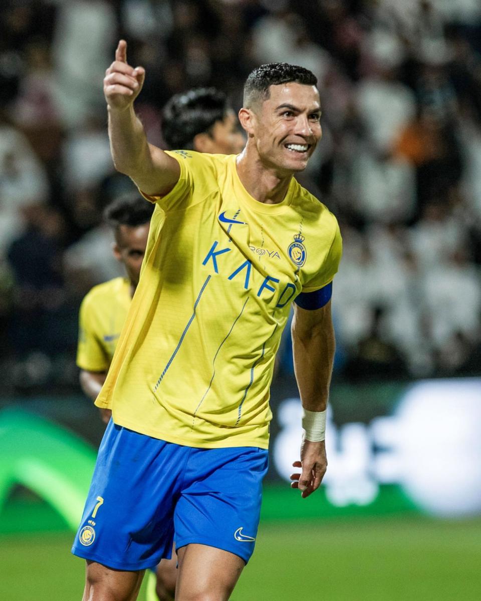 包含人欲取胜利：迎战爵士不容有失的词条