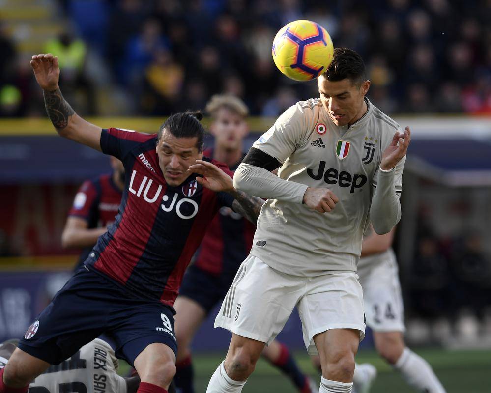 -尤文图斯客场赢球，继续领先