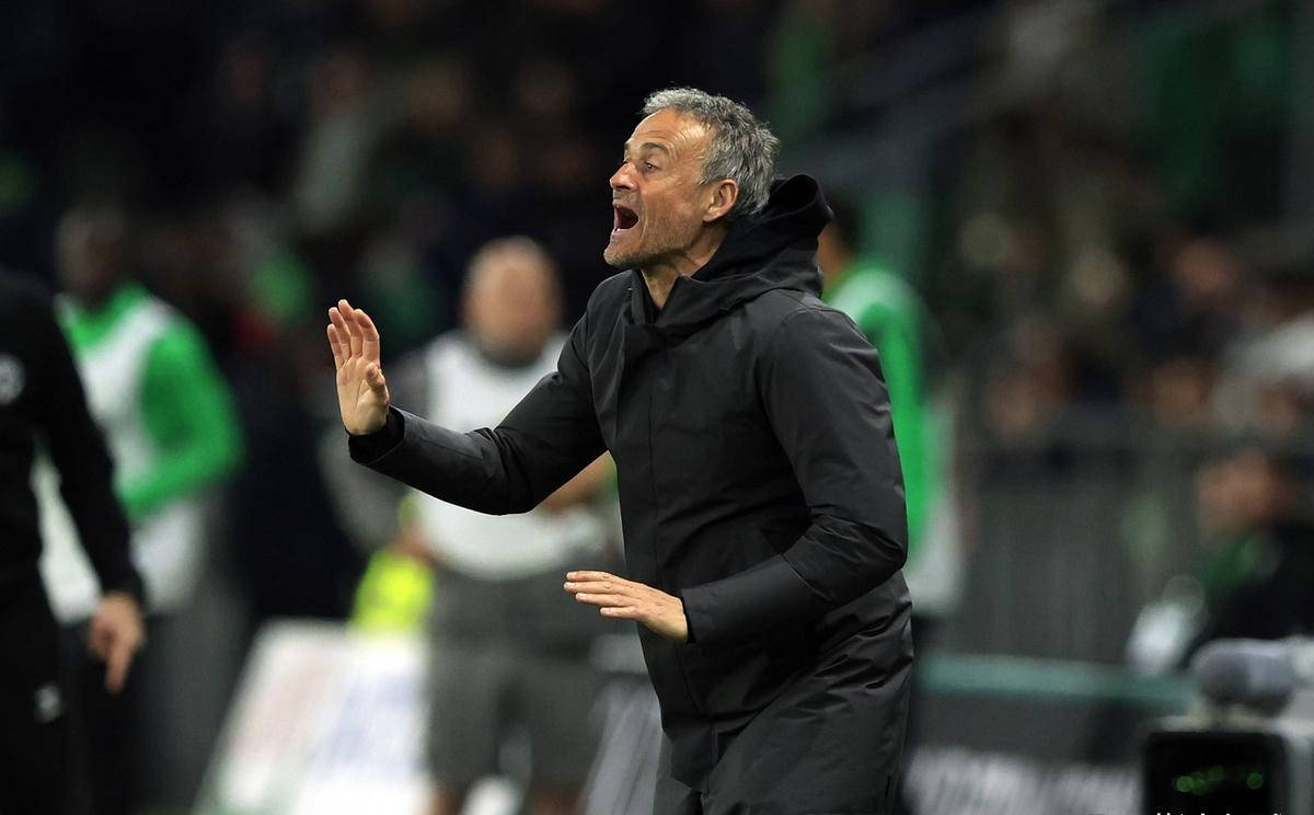 IM电竞游戏-圣埃蒂安球员重伤离场，球队士气受挫