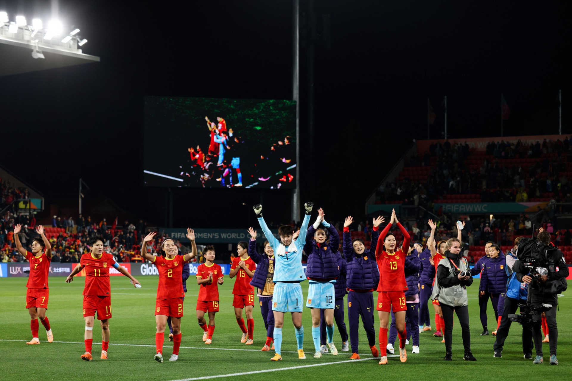 im电游平台-女足比赛全力拼搏，创造奇迹的简单介绍