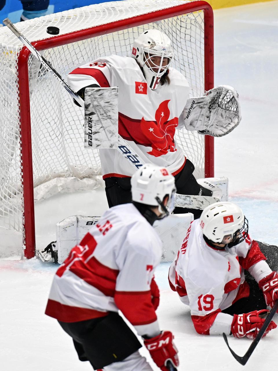 冰岛队在惊心动魄比赛中脱颖而出，晋级