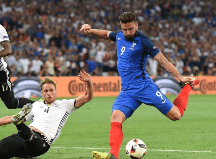 国外足球比赛掀起热潮