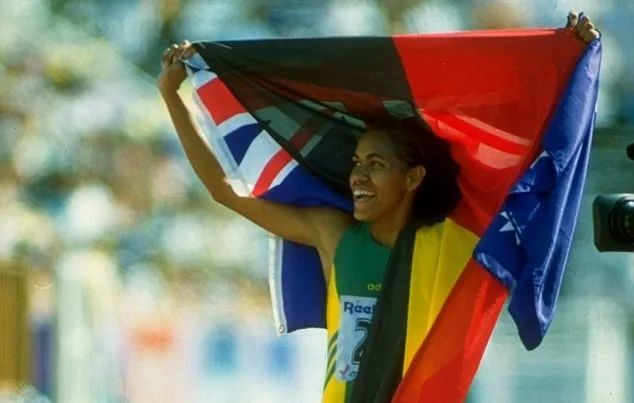 申根田径选手问鼎领奖台，实现突破