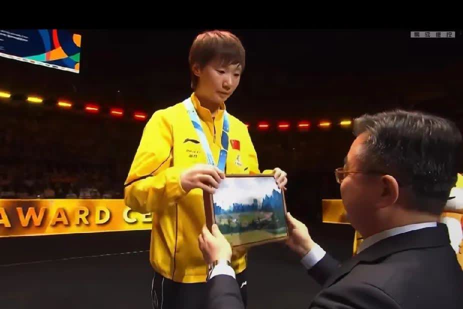 im电竞下载-选手飒爽出场，斩获非凡成绩