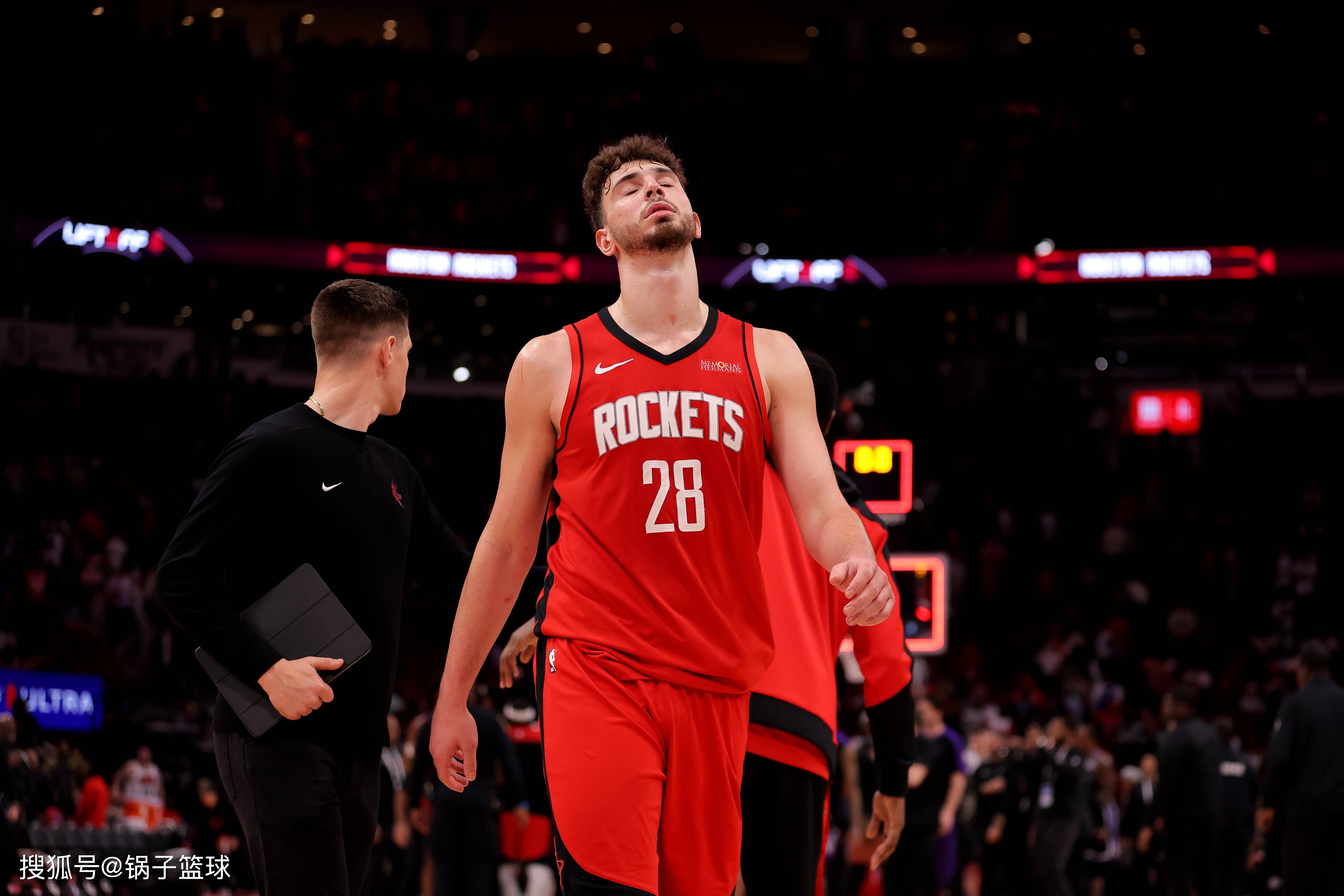 火箭主帅发飙，球员心态弥补连败