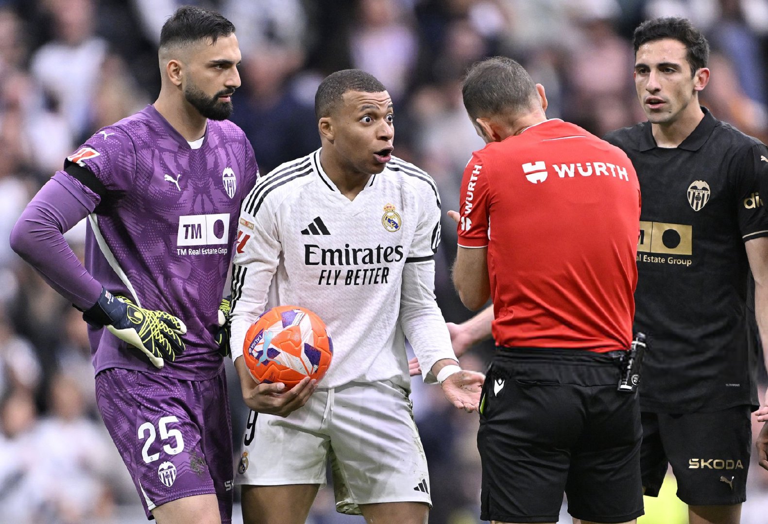 阿森纳疑似输给弱旅，球迷疑虑