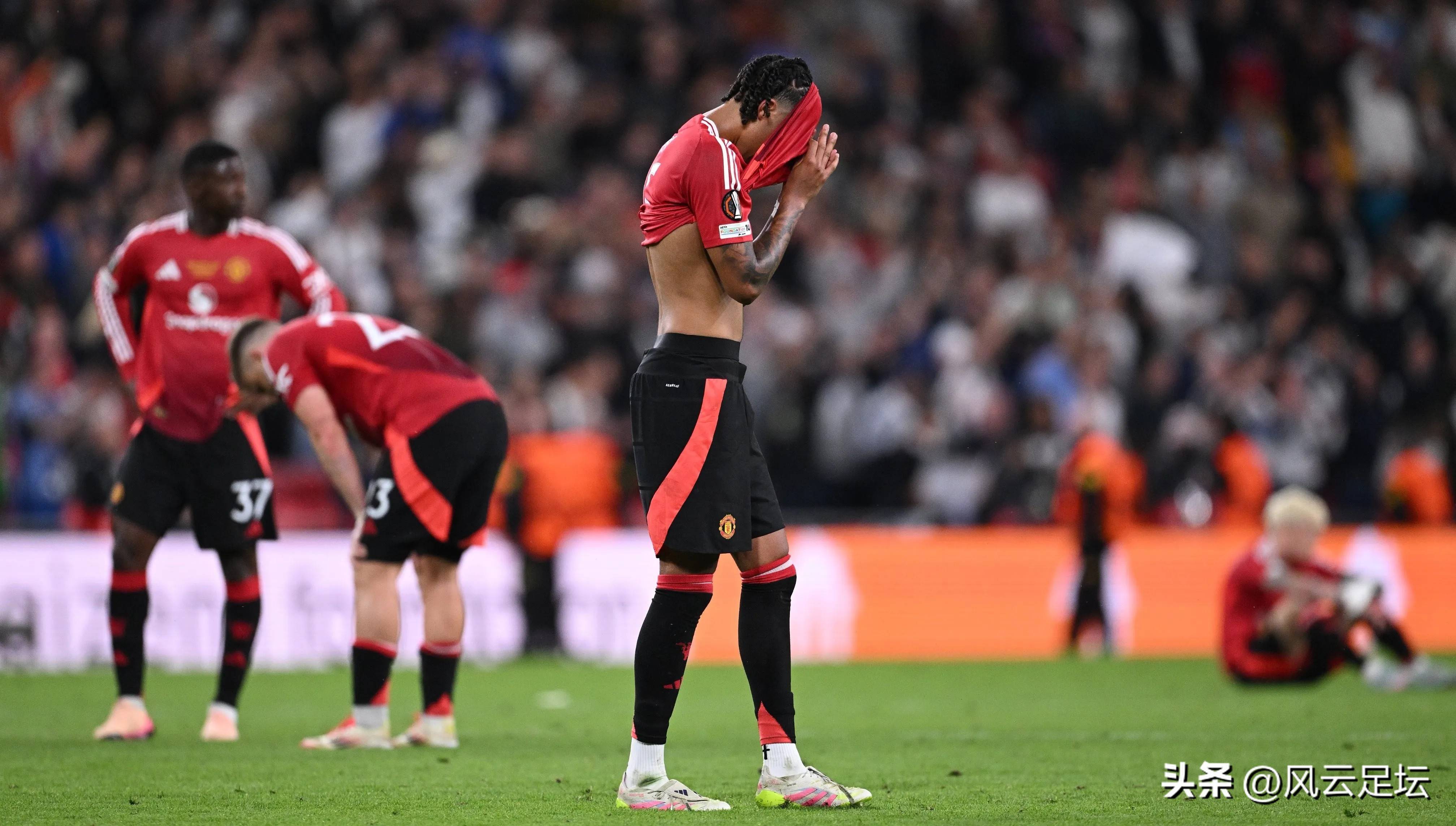 曼联遭遇惨败，被切尔西逆转