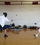 捷克击剑高手稳中求胜，夺得头名