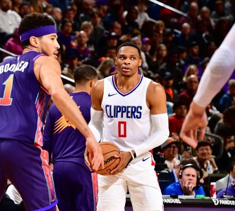 -快船球员技惊四座，成功阻击对手反扑