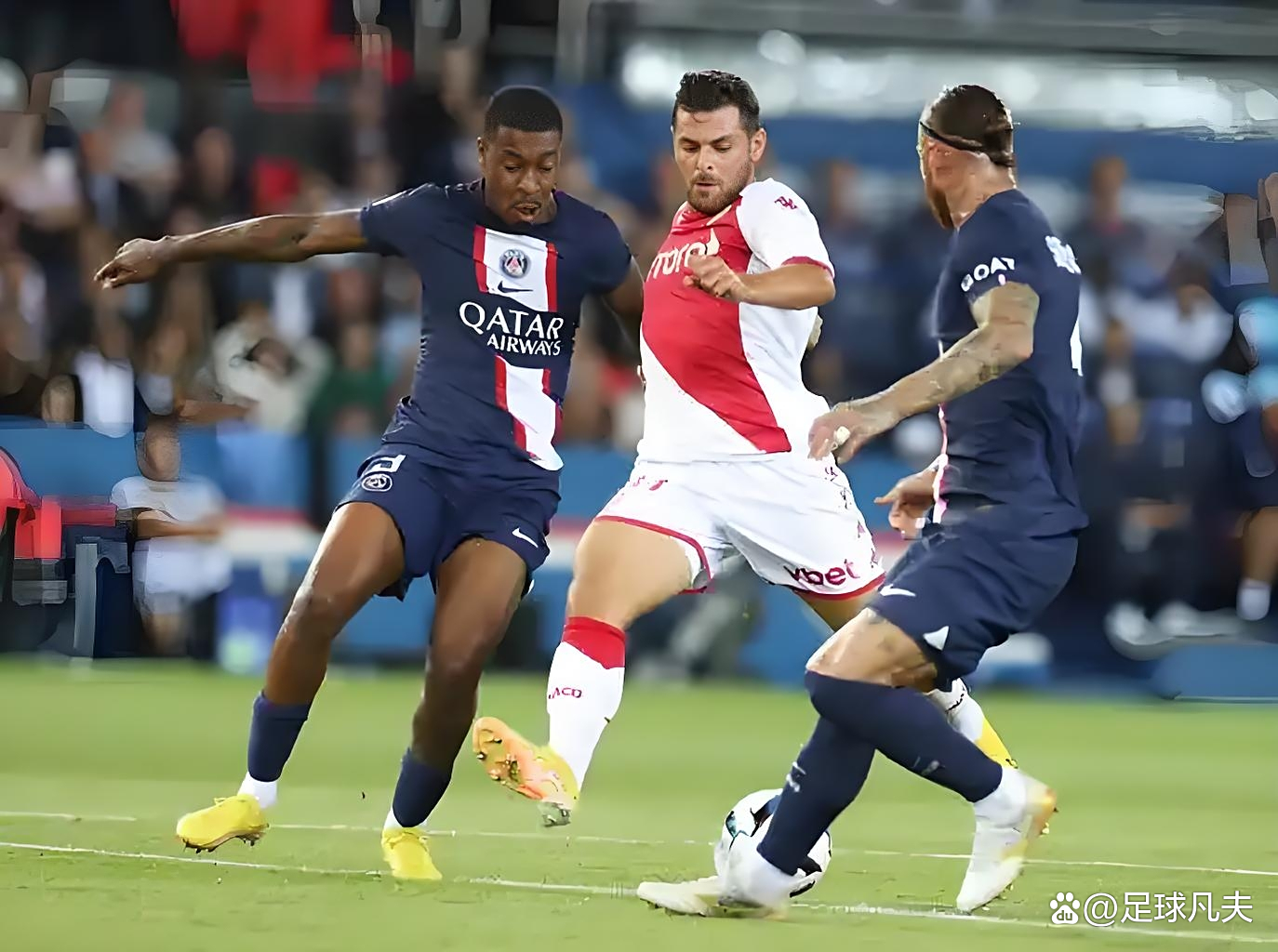 -关于巴黎圣日耳曼与摩纳哥的精彩战役的信息