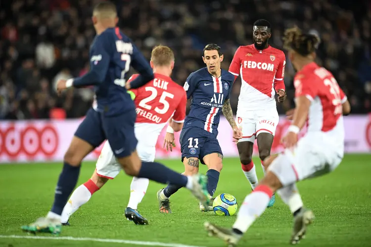 关于巴黎圣日耳曼与摩纳哥的精彩战役的信息