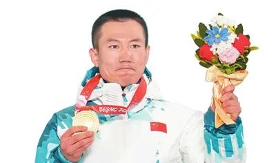 墨西哥空中技巧滑雪选手赢得掌声