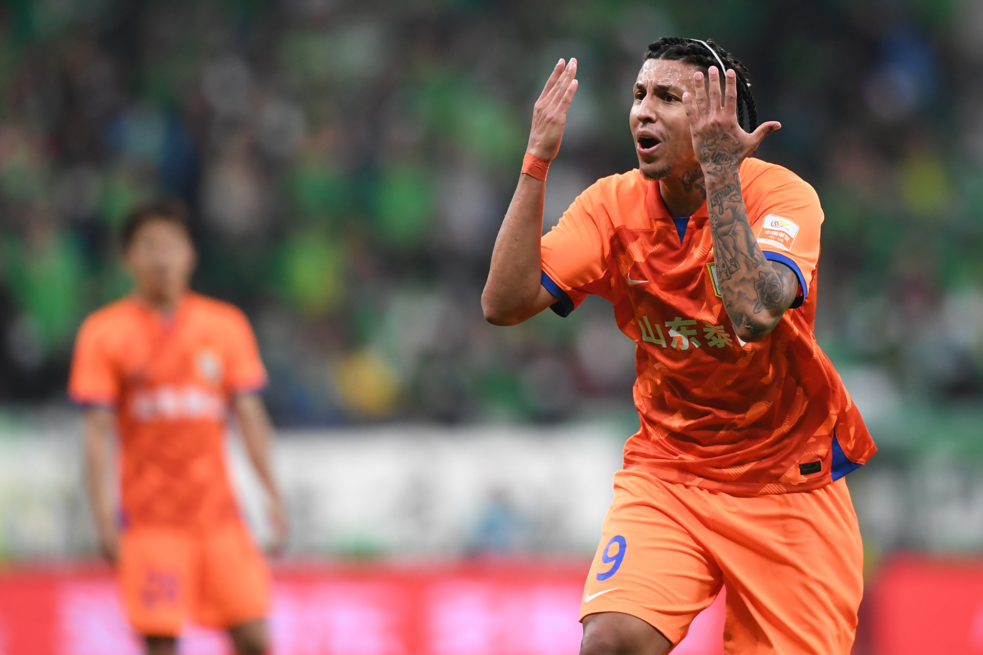 科隆队主场告捷，士气急速攀升