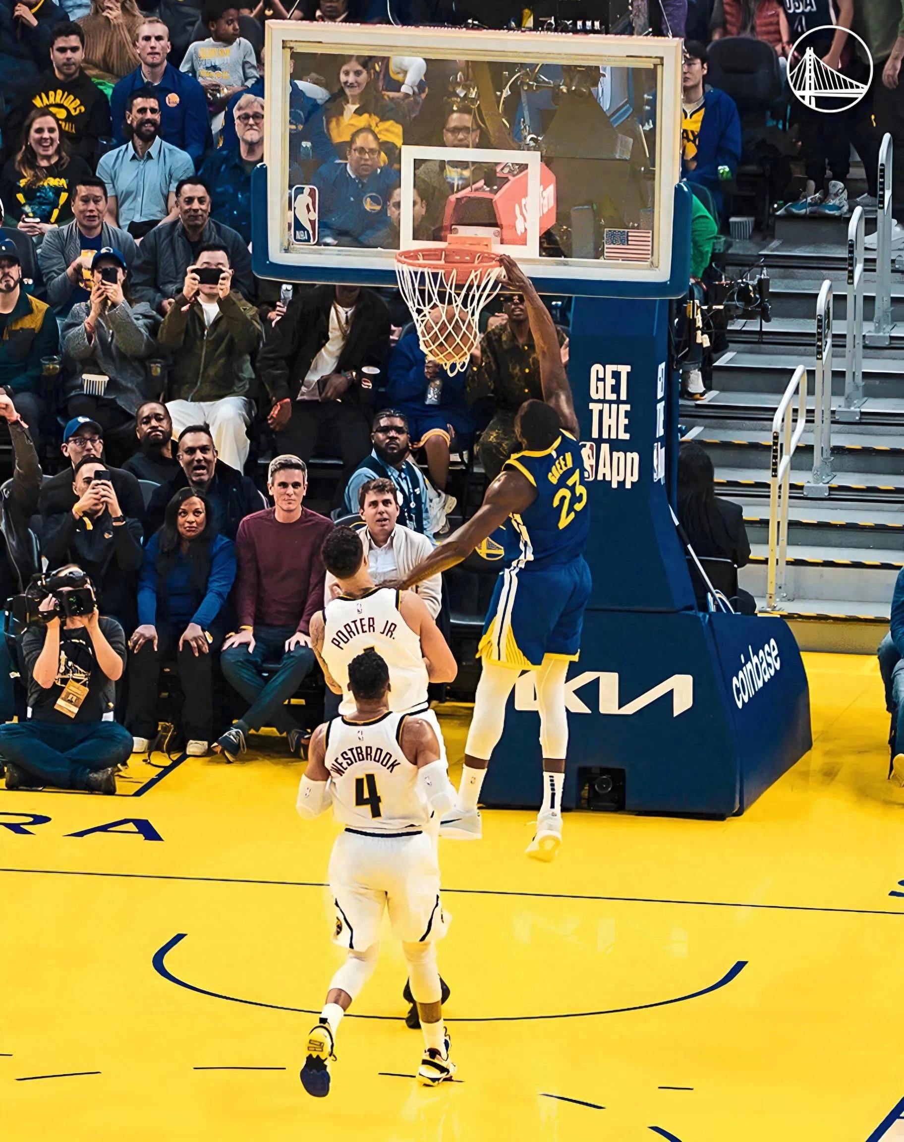 包含东部强强对话：热火对阵雄鹿的词条