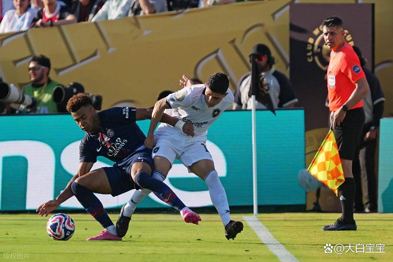 南美足球锦标赛精彩对决，冷门球队逆袭