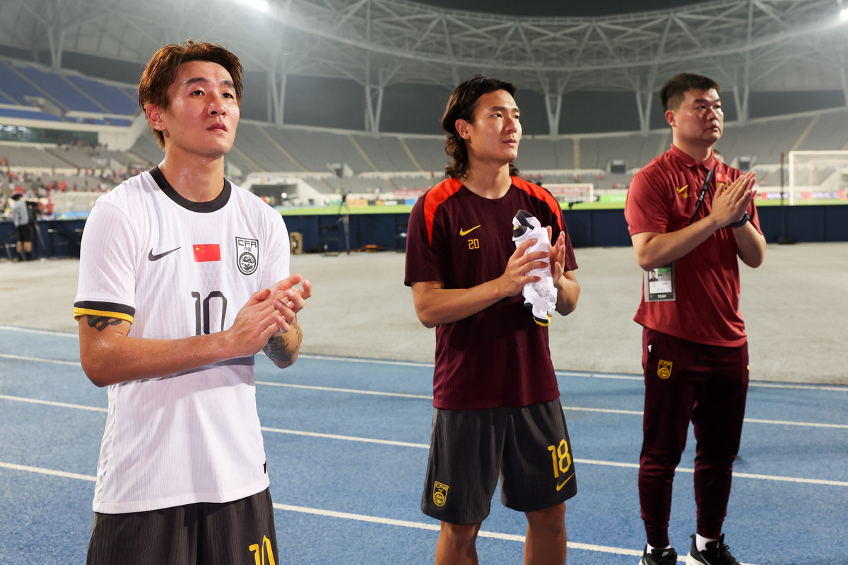 深足遗憾苦笑，主场告负确保争冠局势