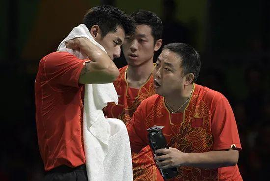 中国队鏖战瑞典队，张继科关键制胜