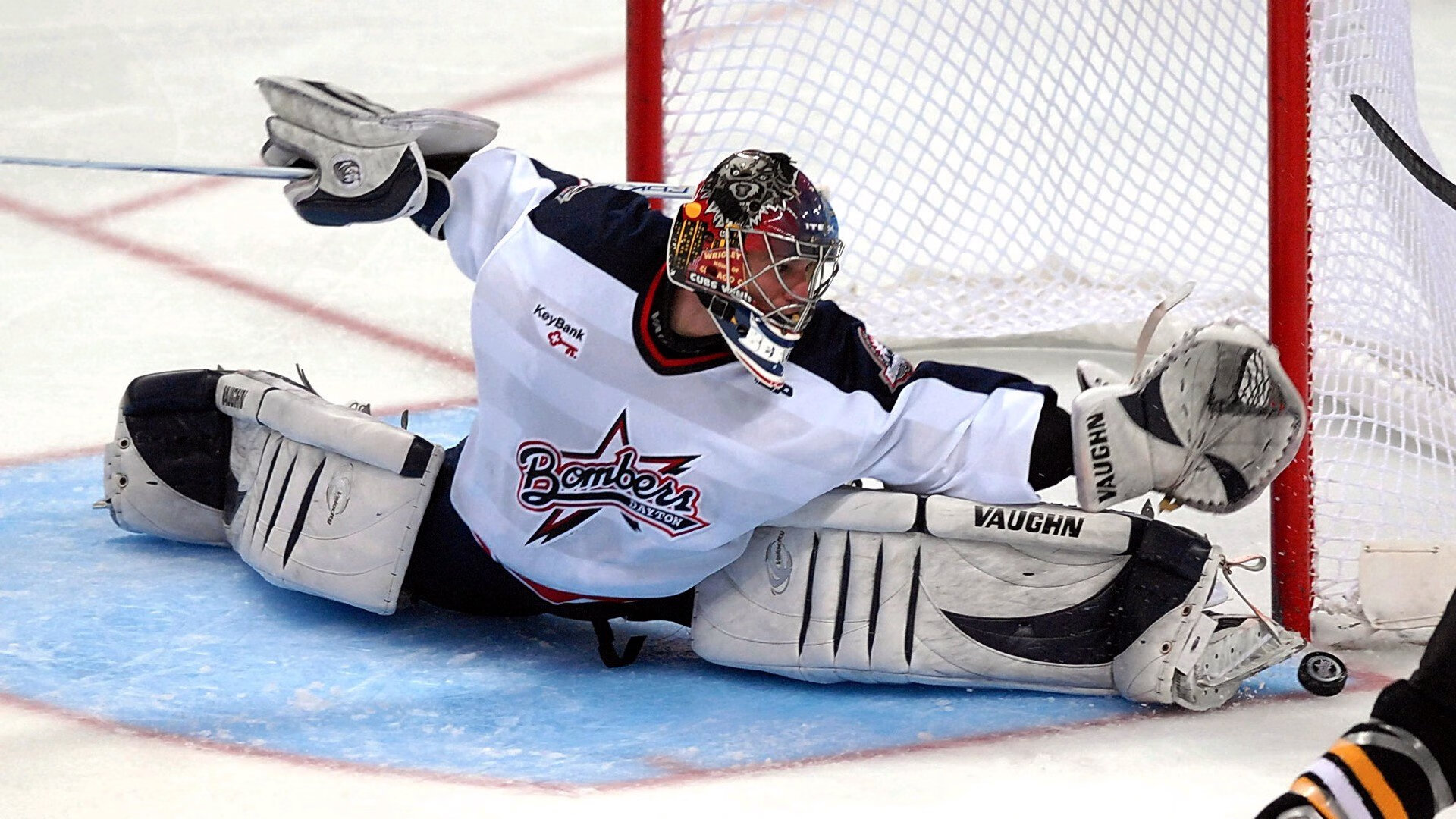 指挥家皮克，在梦剧场的草皮上，为失控的曼联重谱胜利乐章