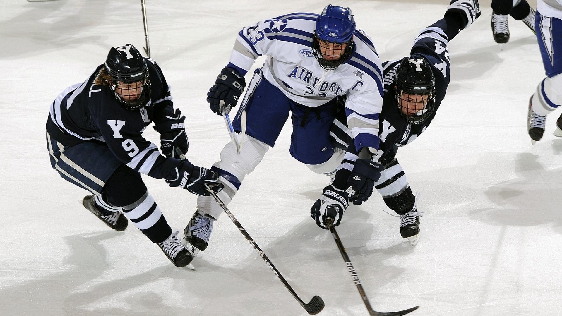 球场如棋局，厄瓜多尔节奏如何让乌克兰失声，努涅斯一剑封喉